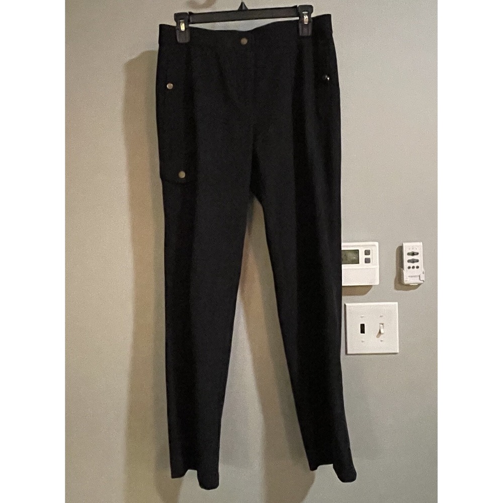 Chicos Zenergy Pants Cargo Black Sz 0 US 4 Lightweight Athleisure Comfort Pocket